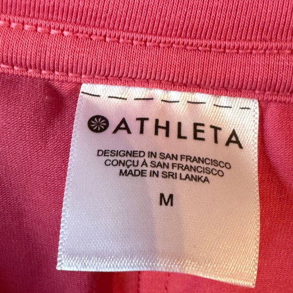 Athleta Renew Tee Pink Short Sleeve Pleated Back Top 533409-22 Womens Medium - Picture 2 of 6